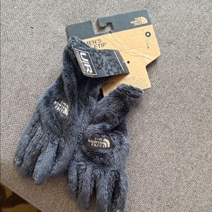 The North Face Charcoal Fleece Gloves NWT